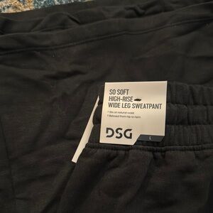 DSG Black Wide-Leg Sweatpants